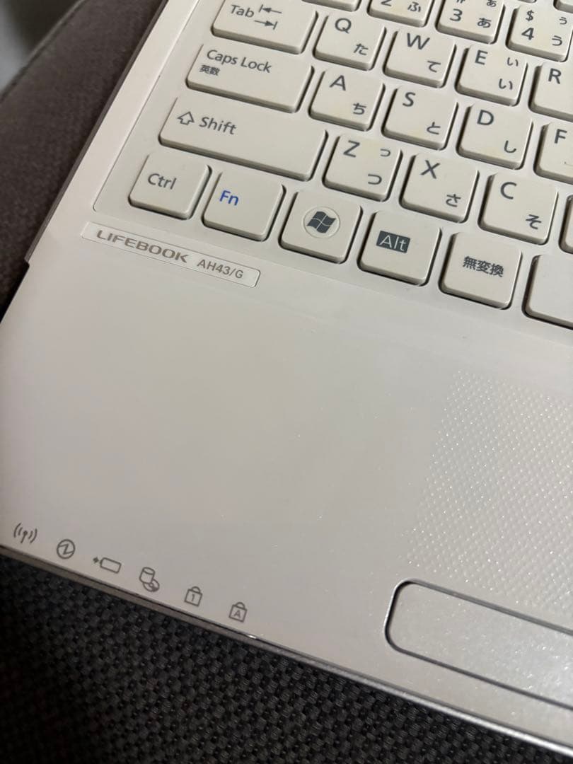 富士通 LIFEBOOK AH43/G ノートPC 本体　corei3