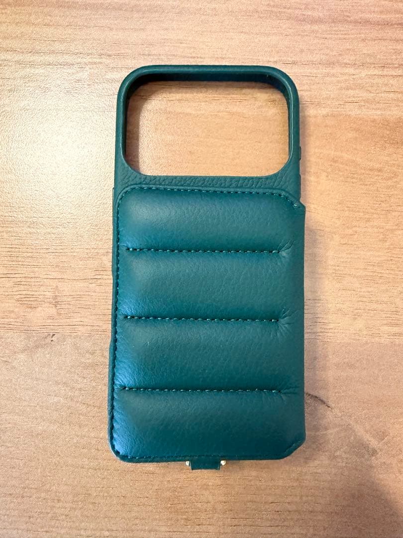 【DEMIU BALLON 】iPhone17pro用ケース　ストラップ付き