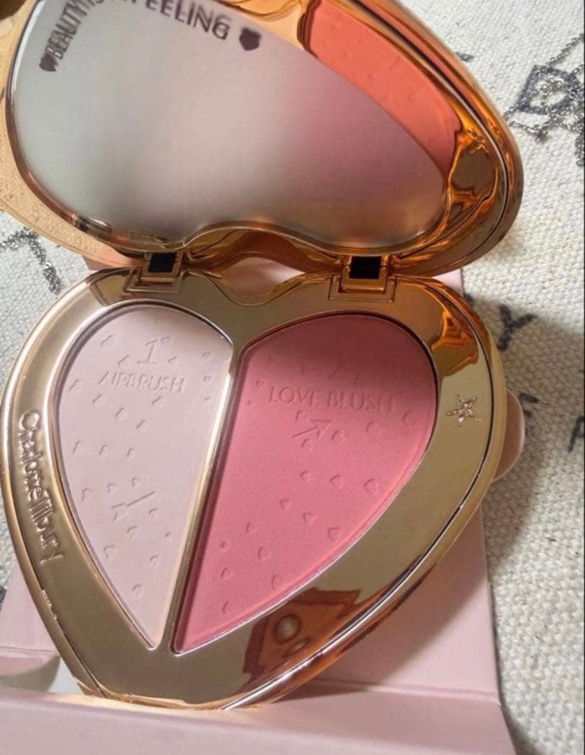Charlotte Tilbury ハート型パウダーチーク