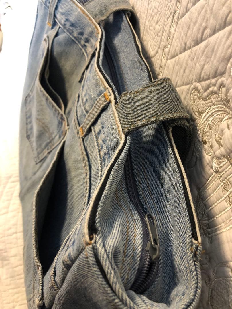 デニム　リメイク　トート　バッグ 花柄　Ｂ4 Levi's（リーバイス）
