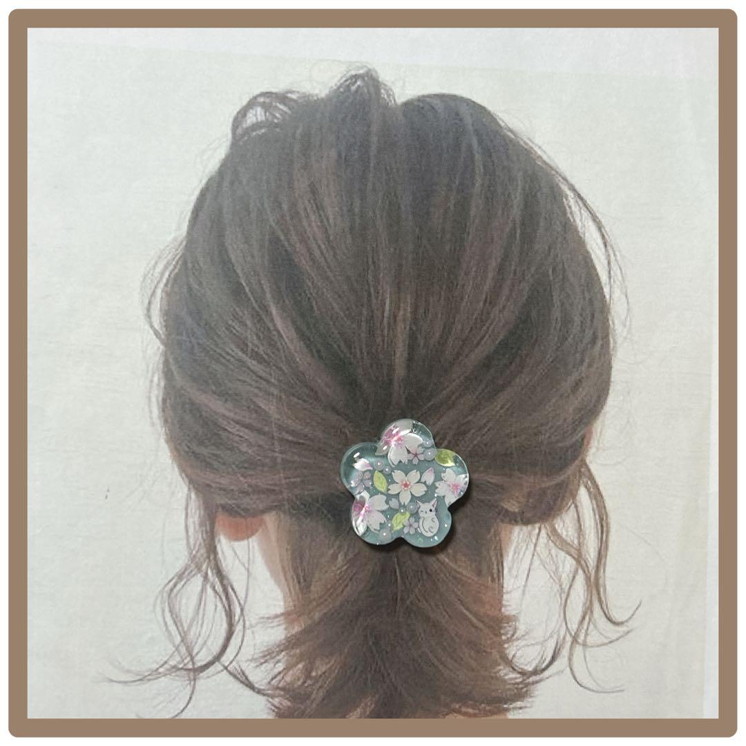 No 48❣️花型さくら模様の可愛いレジンヘアゴム❣️٩(๑❛ᴗ❛๑)۶❣️