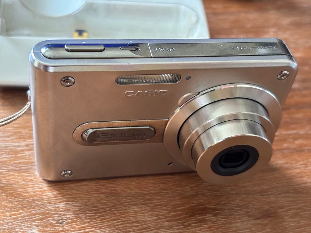 CASIO EXILIM EX-S100 カシオ エクシリム デジカメ コンデジ