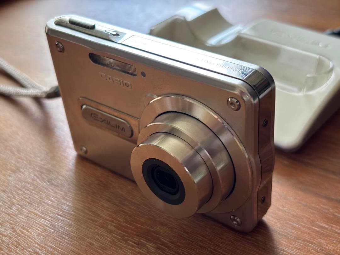 CASIO EXILIM EX-S100 カシオ エクシリム デジカメ コンデジ