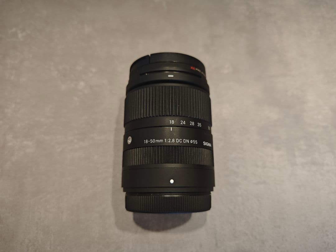 美品 SIGMA 18-50mm F2.8 DC DN Xマウント