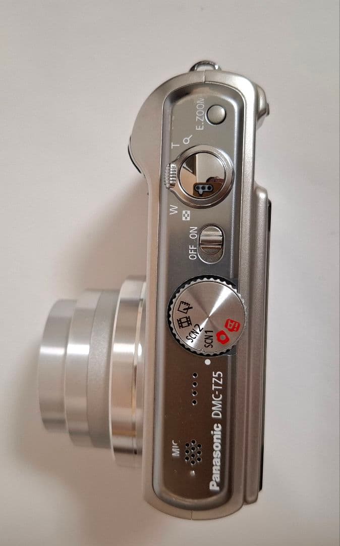 パナソニック Panasonic LUMIX DMC-TZ5 デジタルカメラ