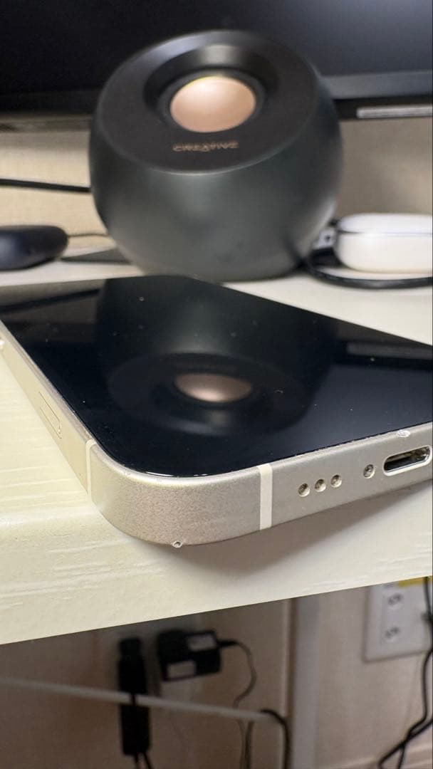 Apple iPhone 13 ホワイト 本体 カメラ破損