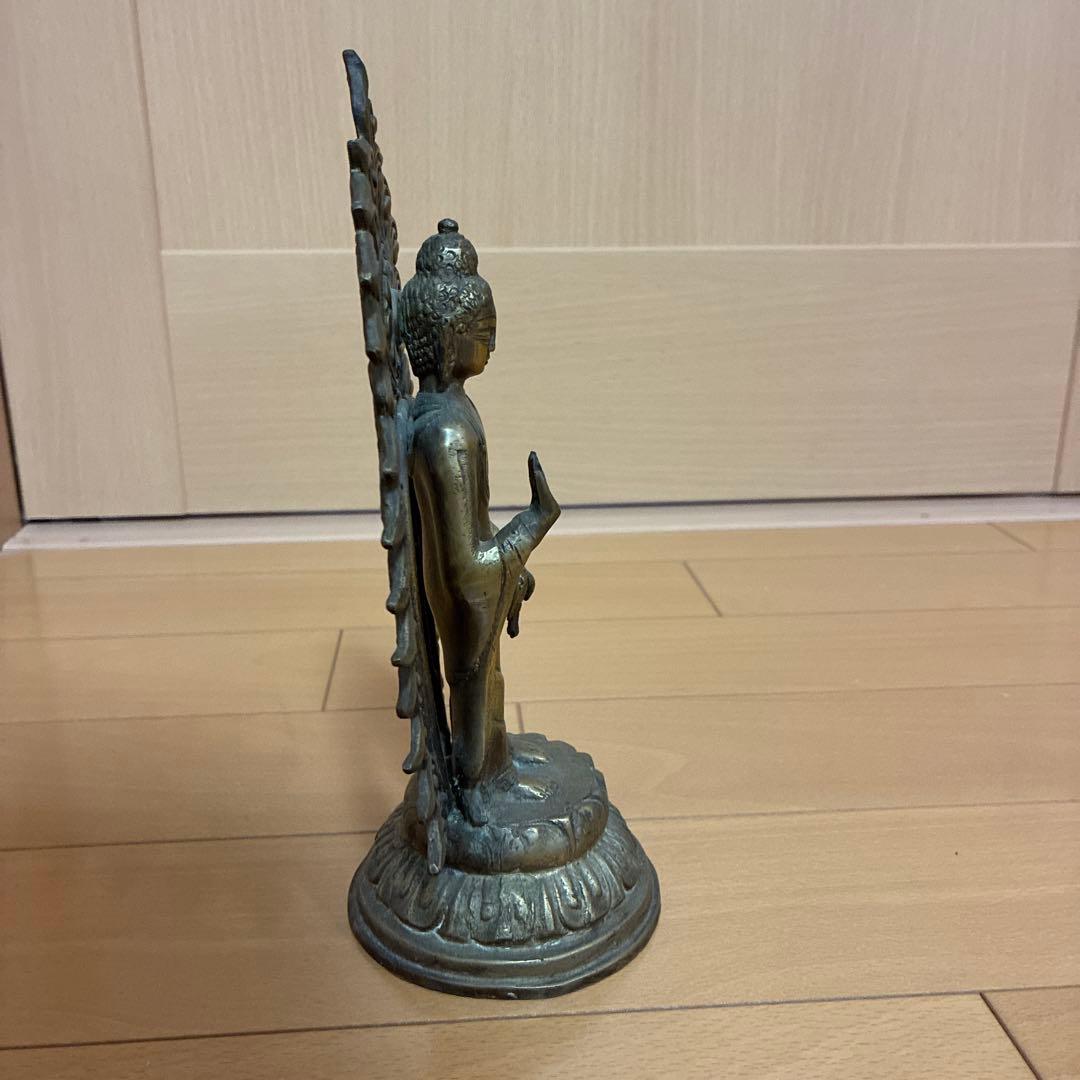 金属製 (銅金）伝統的 仏像 約20cm