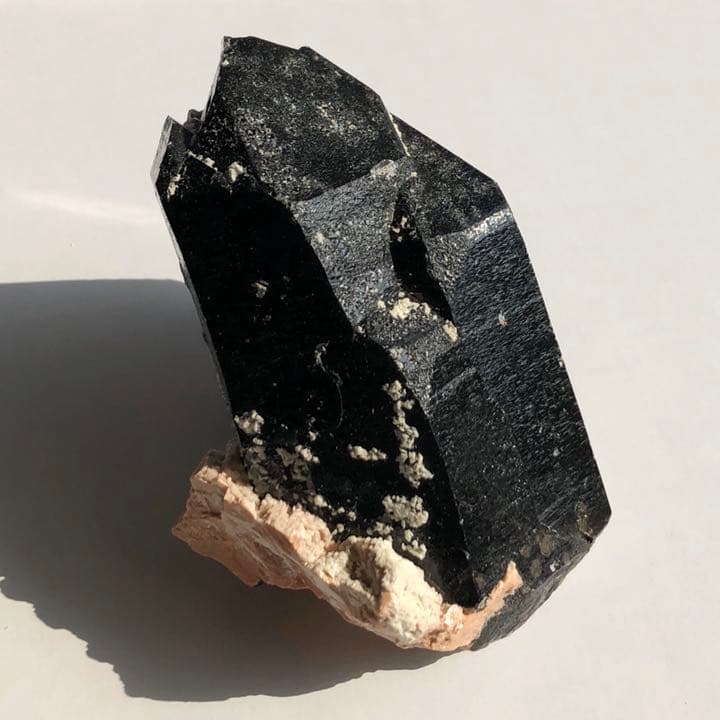 モリオン原石 約382g 天然黒水晶 自立ポイント 空間浄化 インテリア置物