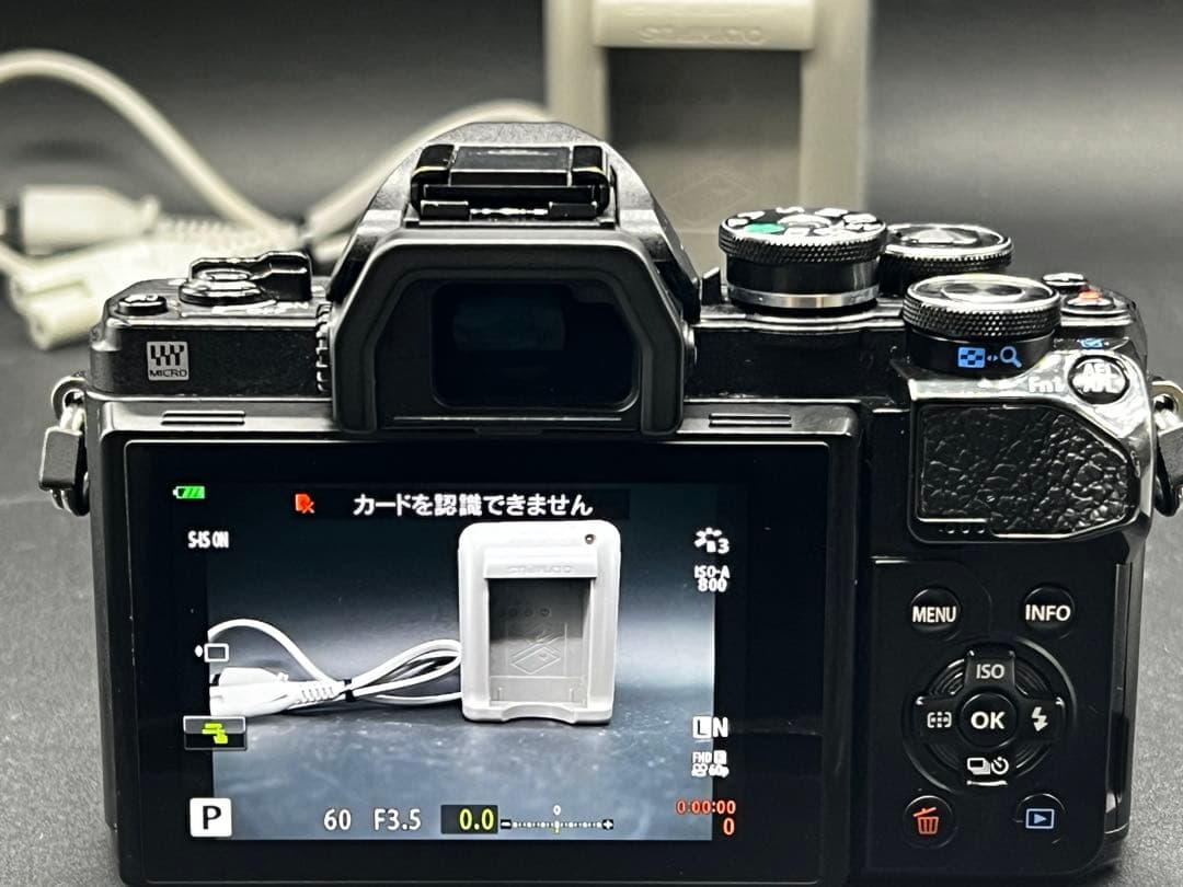 OLYMPUS OM-D E-M10 Markiii シャッター数約21000回