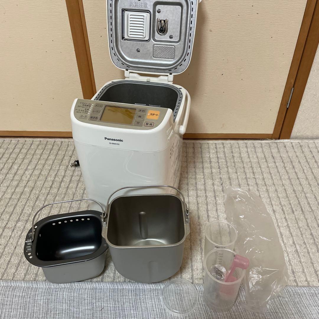 【美品】Panasonic ホームベーカリー SD-BMS102
