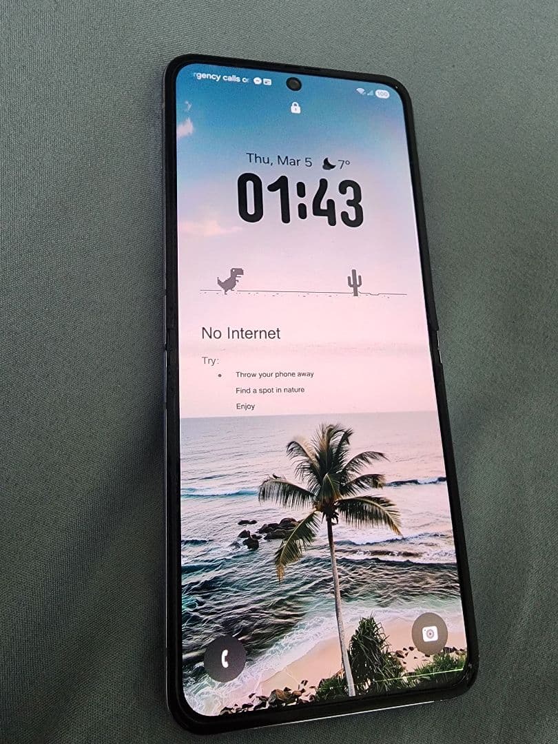 価格交渉OKSamsung Galaxy Z Flip4動作良好フィルムケース付