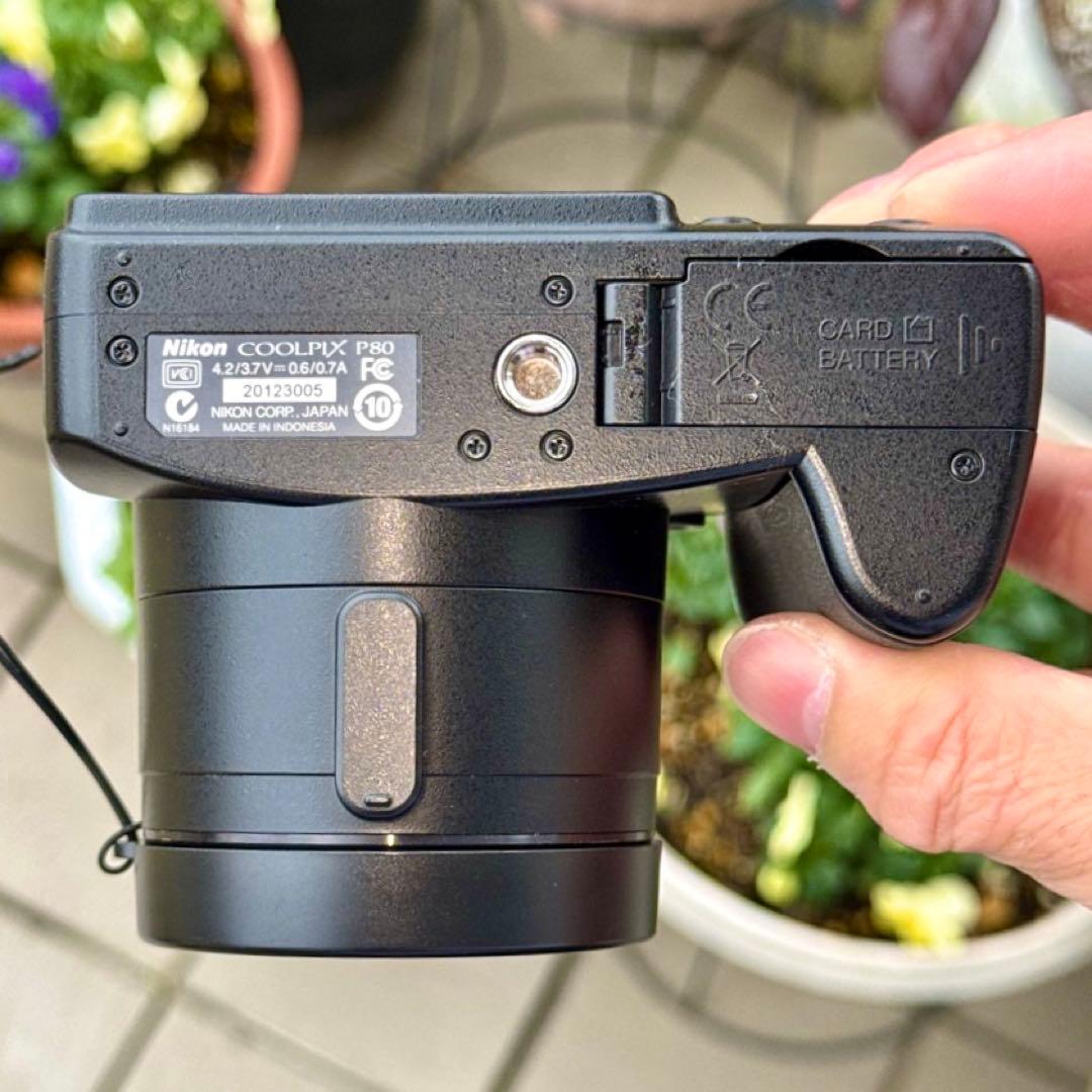 ☆動作OK Nikon coolpix P90 バッテリー&充電器&SDカード付