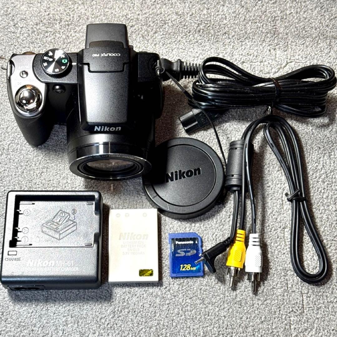 ☆動作OK Nikon coolpix P90 バッテリー&充電器&SDカード付