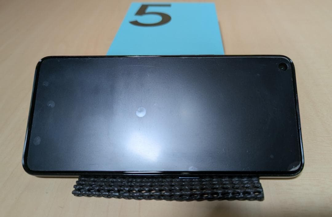 適品中古　OPPO Reno5 A シルバーブラック 充電器・ケース付き