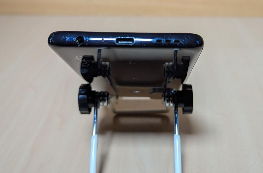 適品中古　OPPO Reno5 A シルバーブラック 充電器・ケース付き