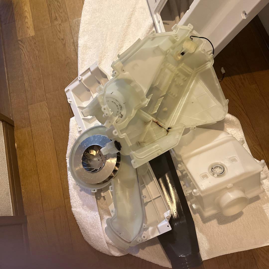 シャープ　ES-W114-SL 2023年購入　分解清掃済み　ドラム式洗濯乾燥機