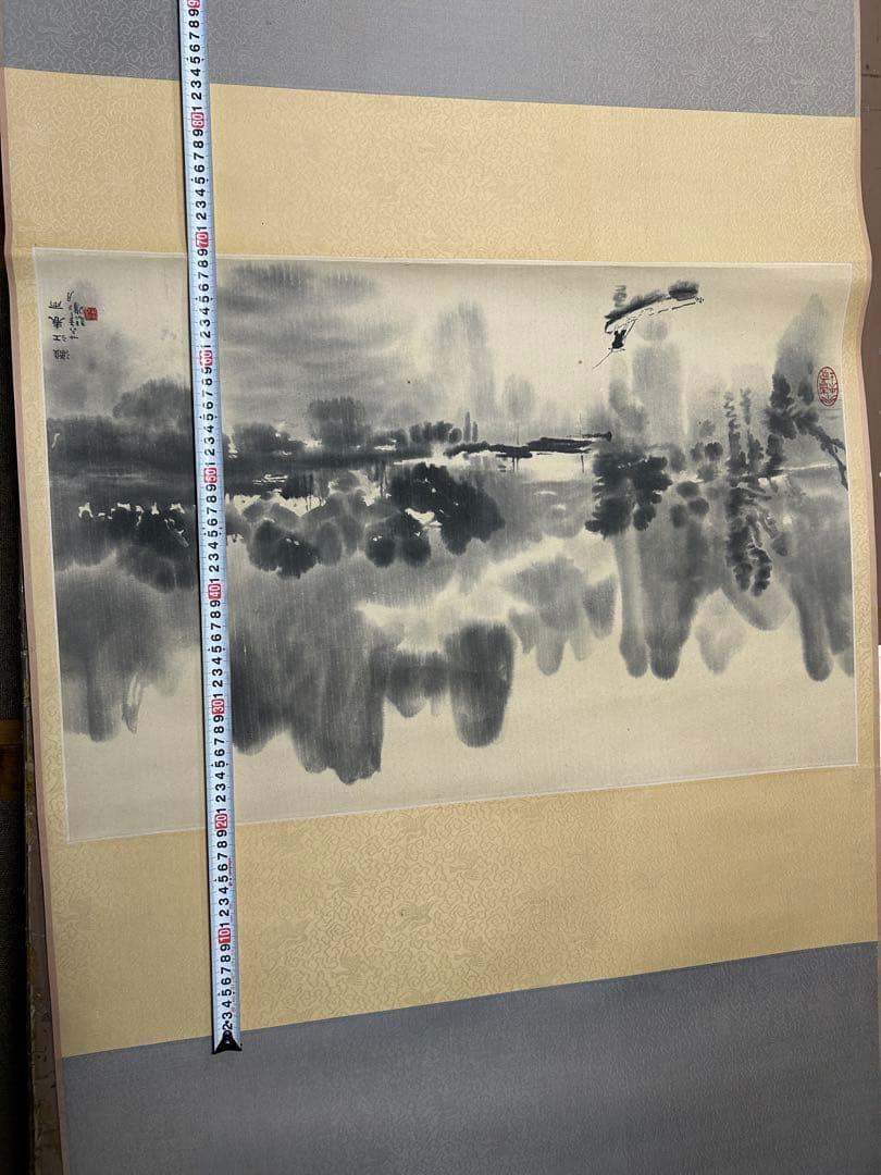 中国美術　掛け軸山水画灕江春雨在铭 現状品