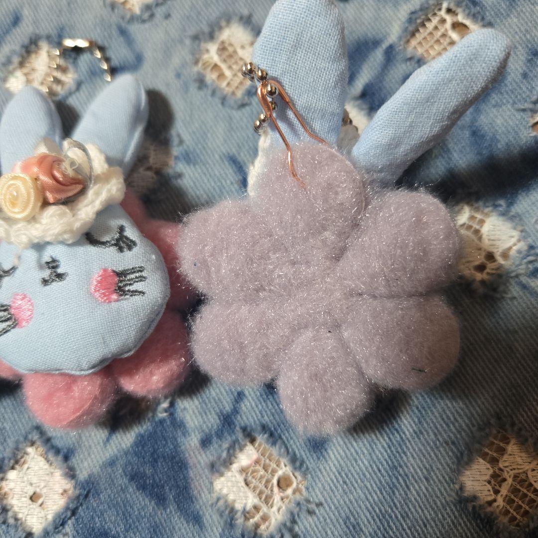 いちごパフェ☆様✨専用ハンドメイドぷっくりうさぎ花約5×5cm