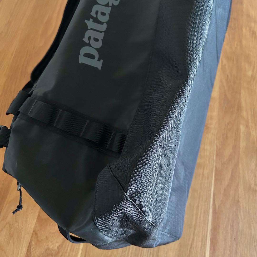 新品未使用品！パタゴニア ブラックホールダッフル55L