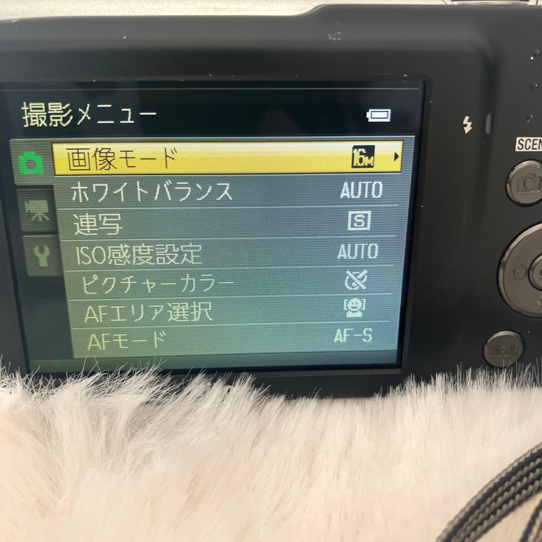 Nikon COOLPIX Ｓ3300 コンパクトデジタルカメラ　本体のみ