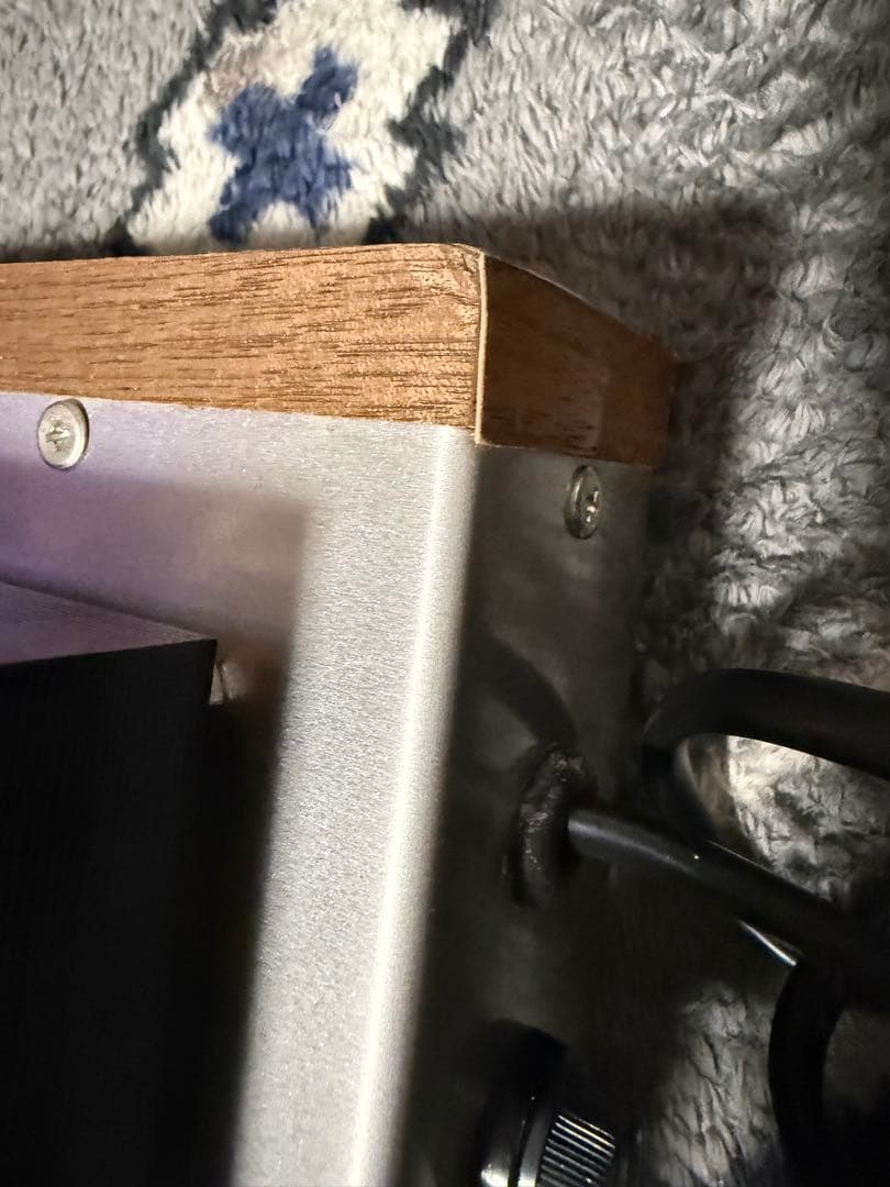 真空管アンプ 内部配線はウエスタンエレクトリックの単線で調整してます