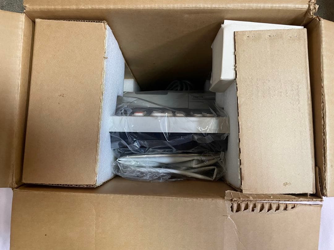 [昭和レトロ] 未使用品 オムロン記録式電子卓上計算機 1215P