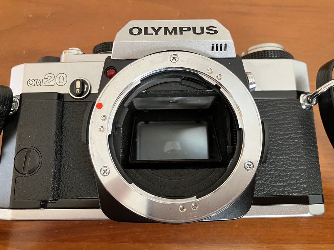 オリンパスOM20一眼レフカメラ　中古品
