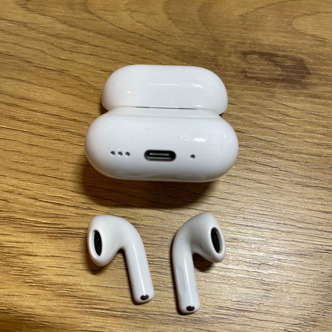 Apple Airpods 第4世代　ANC ノイズキャンセリング付き