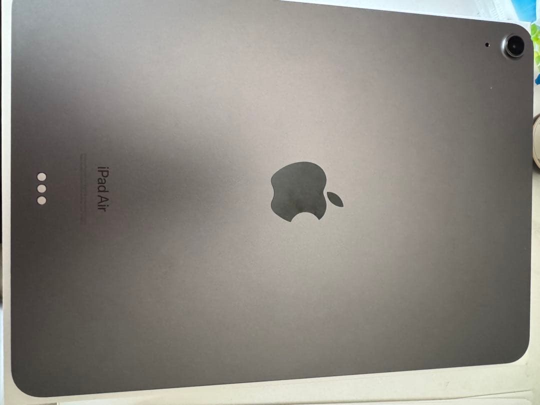 Apple iPad Air (第5世代) スペースグレー