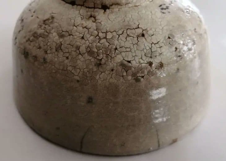 粉引　萩茶碗