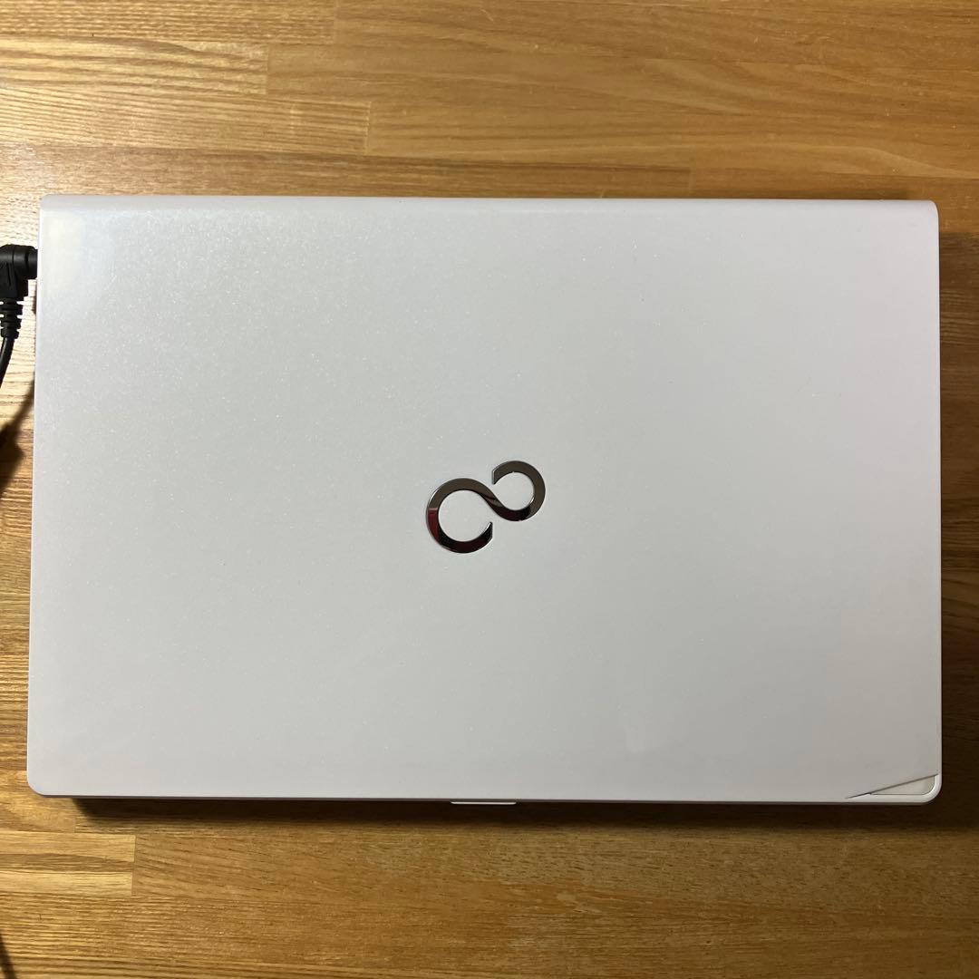 富士通　LIFEBOOK SH75/M HDD1TB i5
