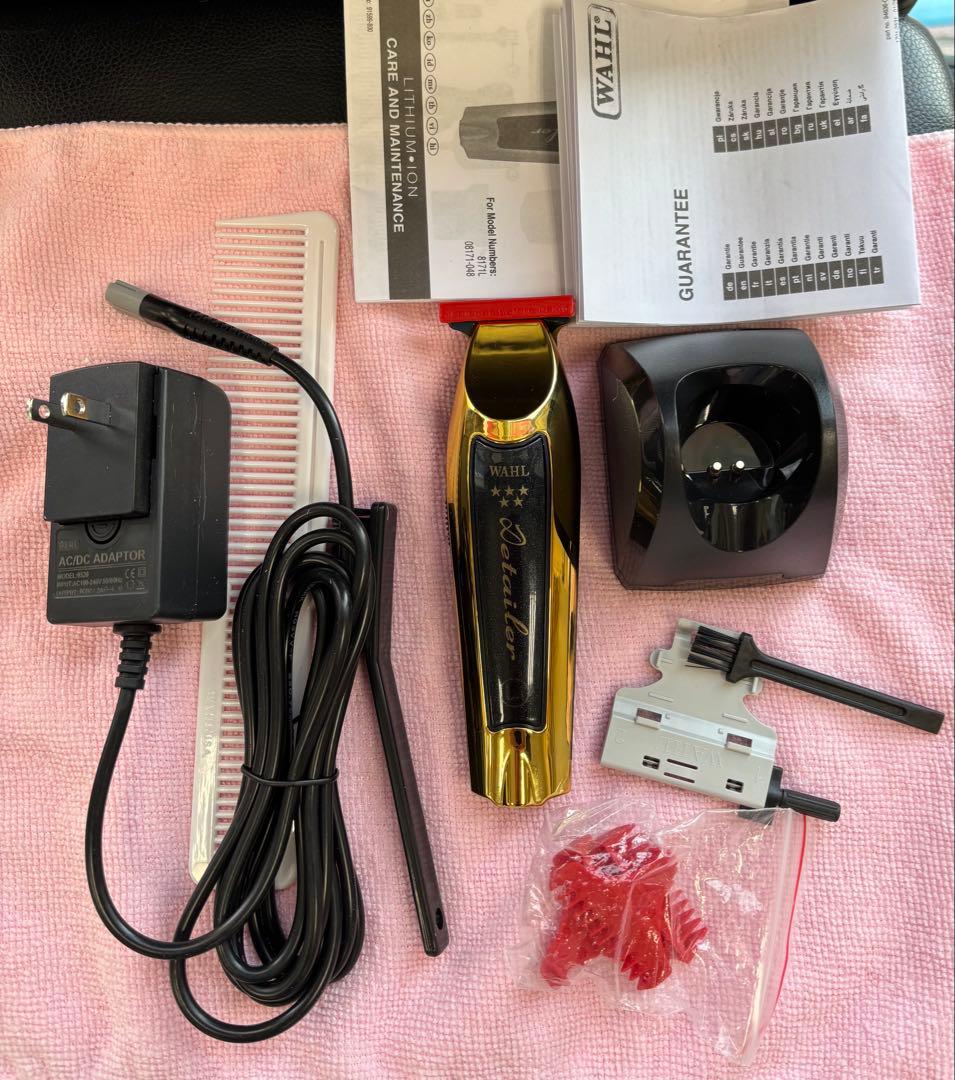 ウォールバリカン.WAHL Detailer トリマー.充電スタンド付き