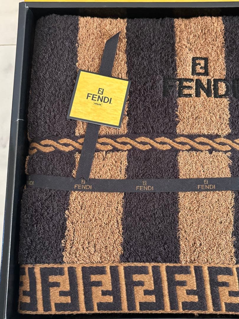 ⭐︎ FENDI フェンディー バスタオル ギフト 0305