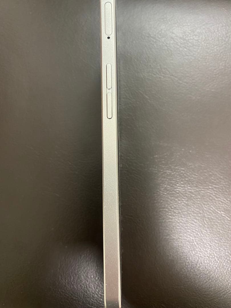Oppo A57 ホワイト 本体