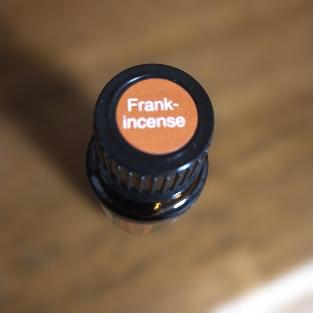 ドテラ。フランキンセンス15ml 未使用