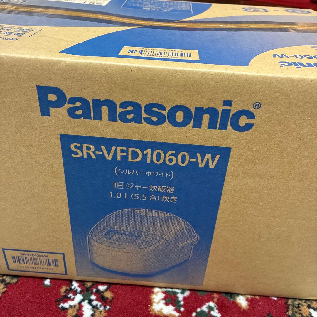 新品　未開封　Panasonic 炊飯器 SR-VFD1060-W