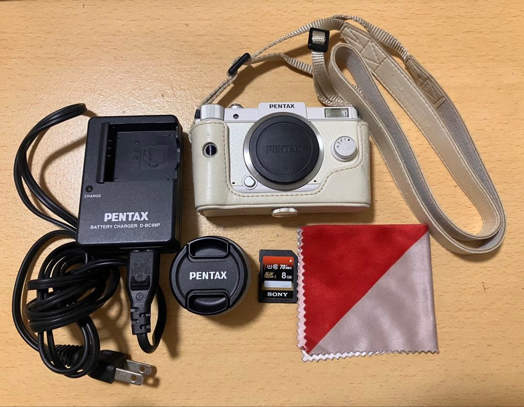 PENTAX コンパクトデジタルカメラ ホワイト