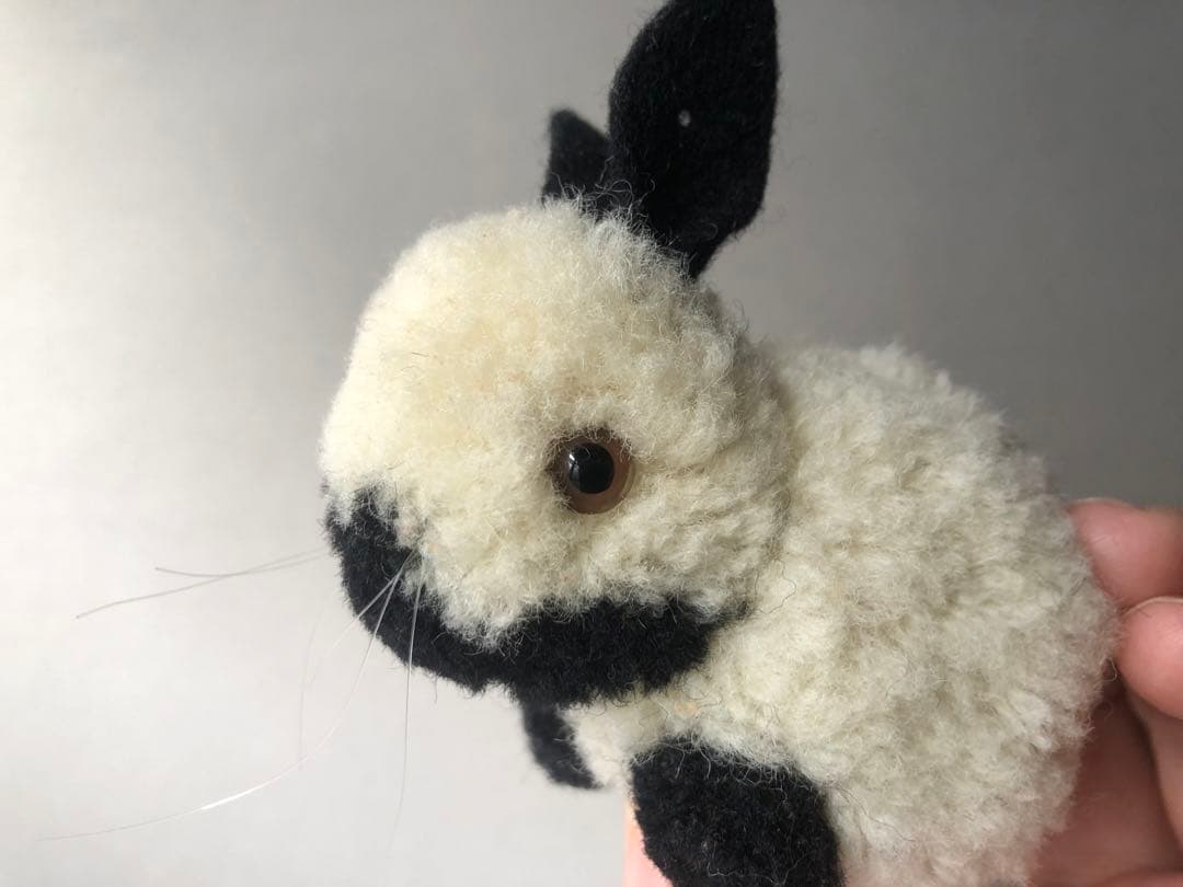 Steiff 　ポンポンウサギ白黒　中
