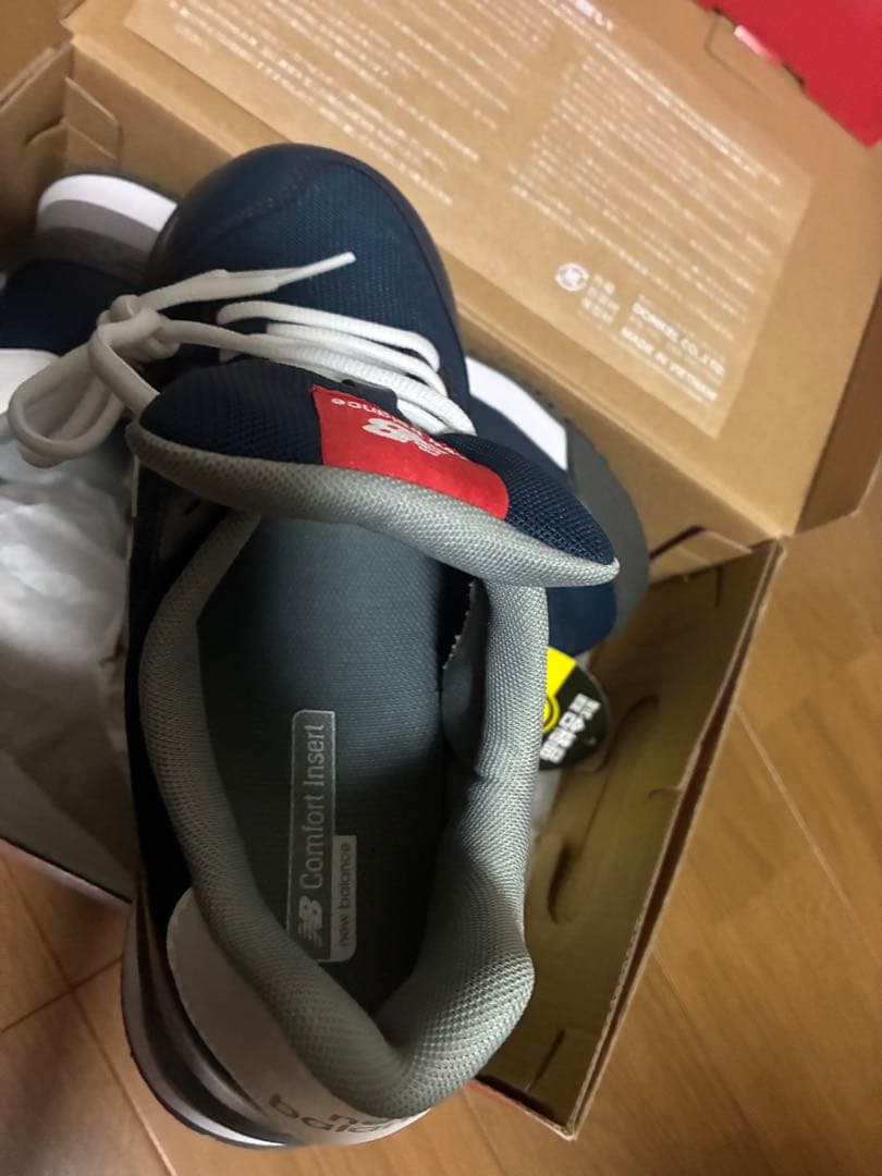 ニューバランス 安全靴　新品　23cm