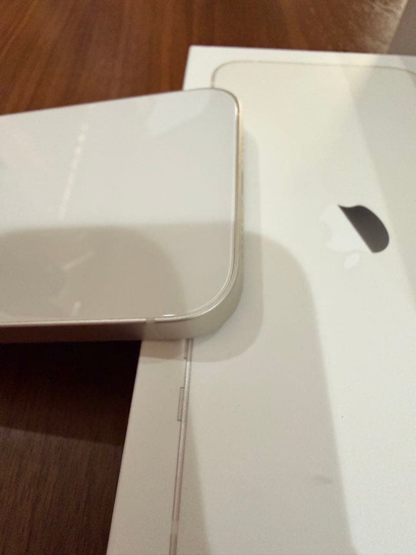 iPhone 13 スターライト 128 GB SIMフリー【美品・付属品完備】
