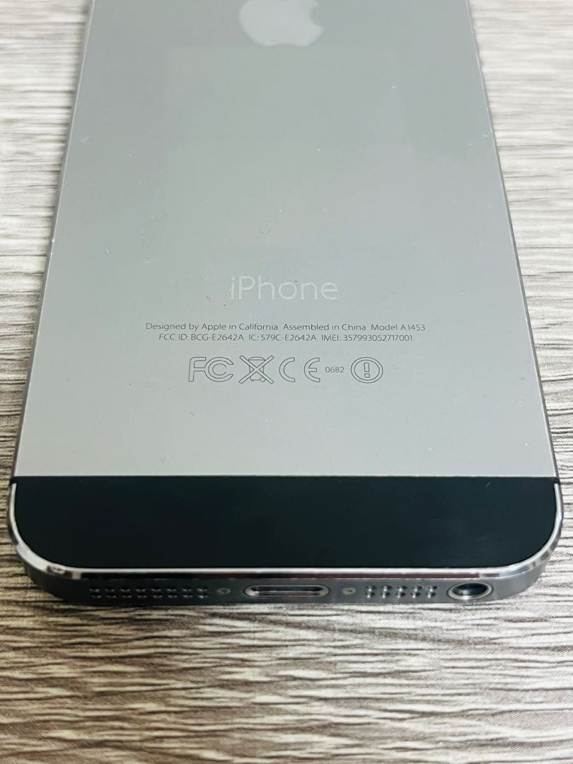 iPad 第4世代(16GB) & iPhone 5s(64GB) 2点セット