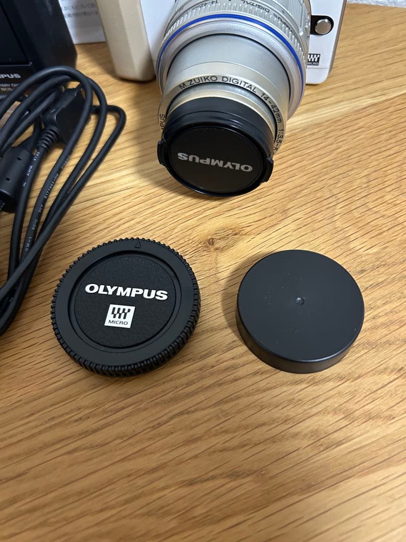 オリンパス ミラーレス一眼カメラ PEN E-PL1 OLYMPUS