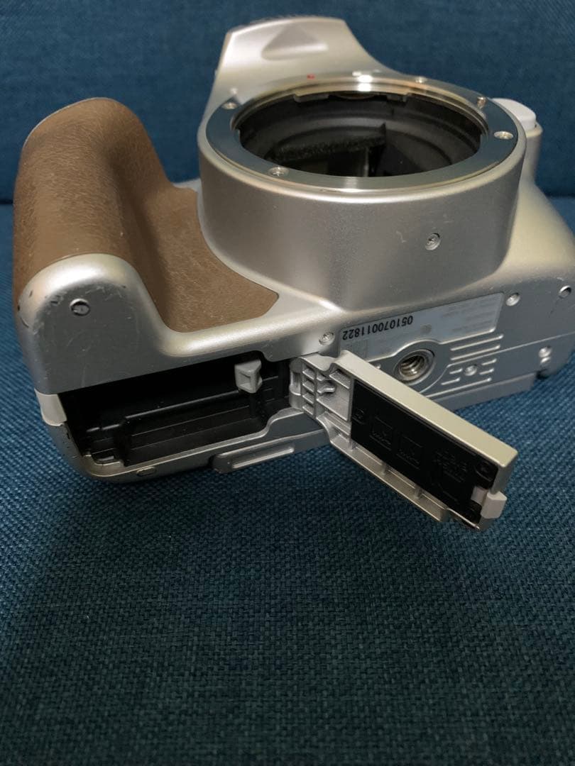 限定⭐︎ Canon EOS KISS X10 シルバー デジタル一眼レフカメラ