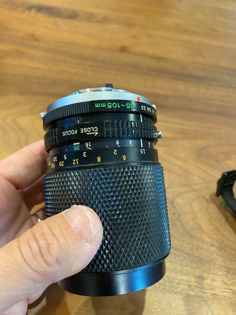 OLYMPUS OM-10 フィルムカメラ黒　35-105 マクロズーム　動作品