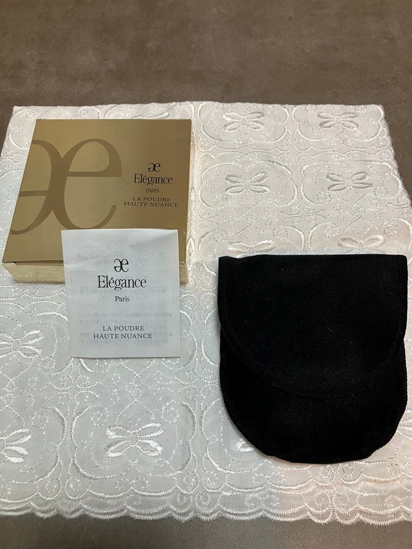 フェイスパウダー Elegance LA POUDRE HAUTE NUANCE