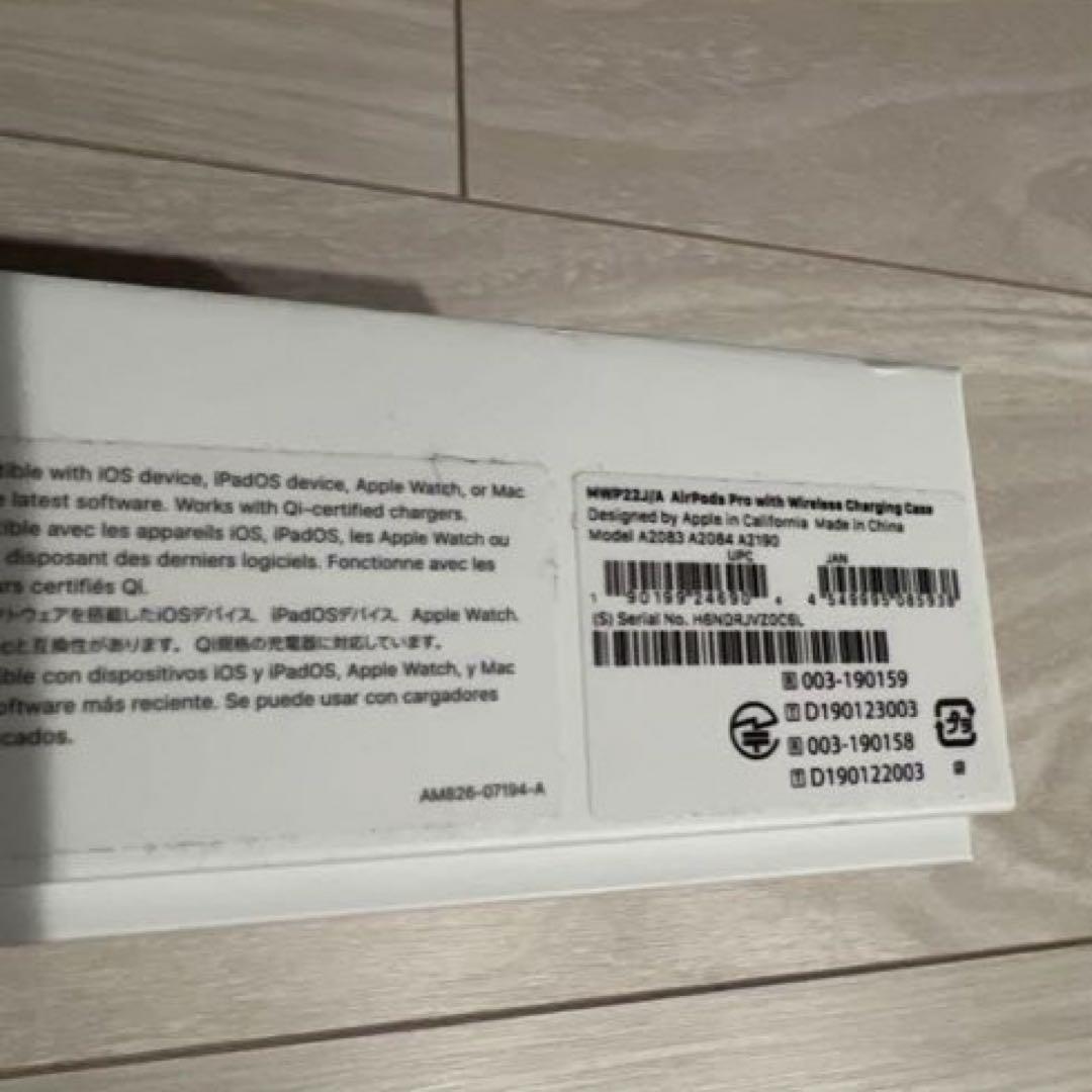 純正 AirPods Pro 第1世代【完動品】付属品完備・保護ケース2種付