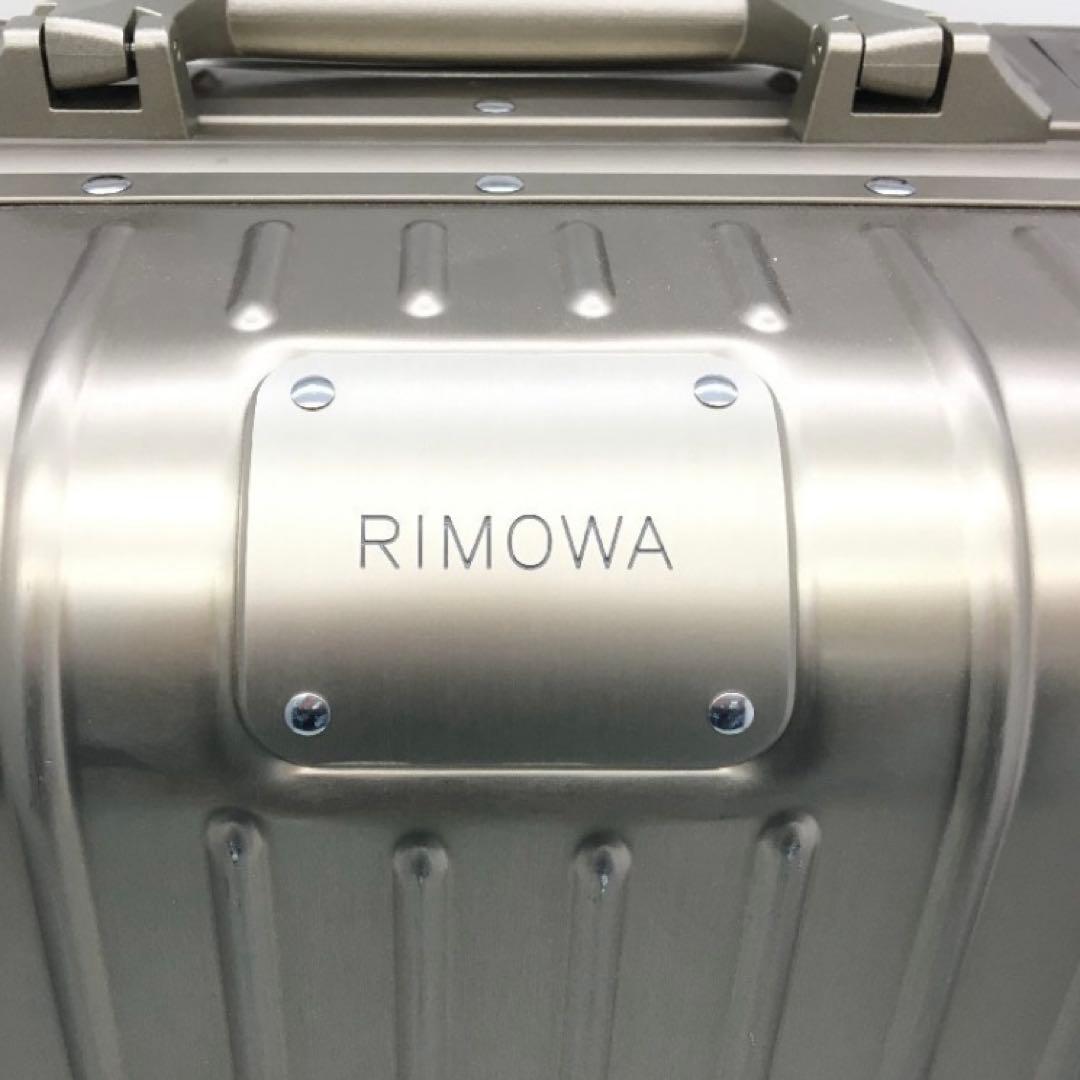生涯保証 美品 RIMOWA ORIGINAL キャビン チタニウム 35L