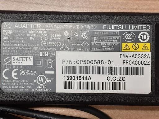 80 L0401-08 富士通 LIFEBOOK A574/K i5