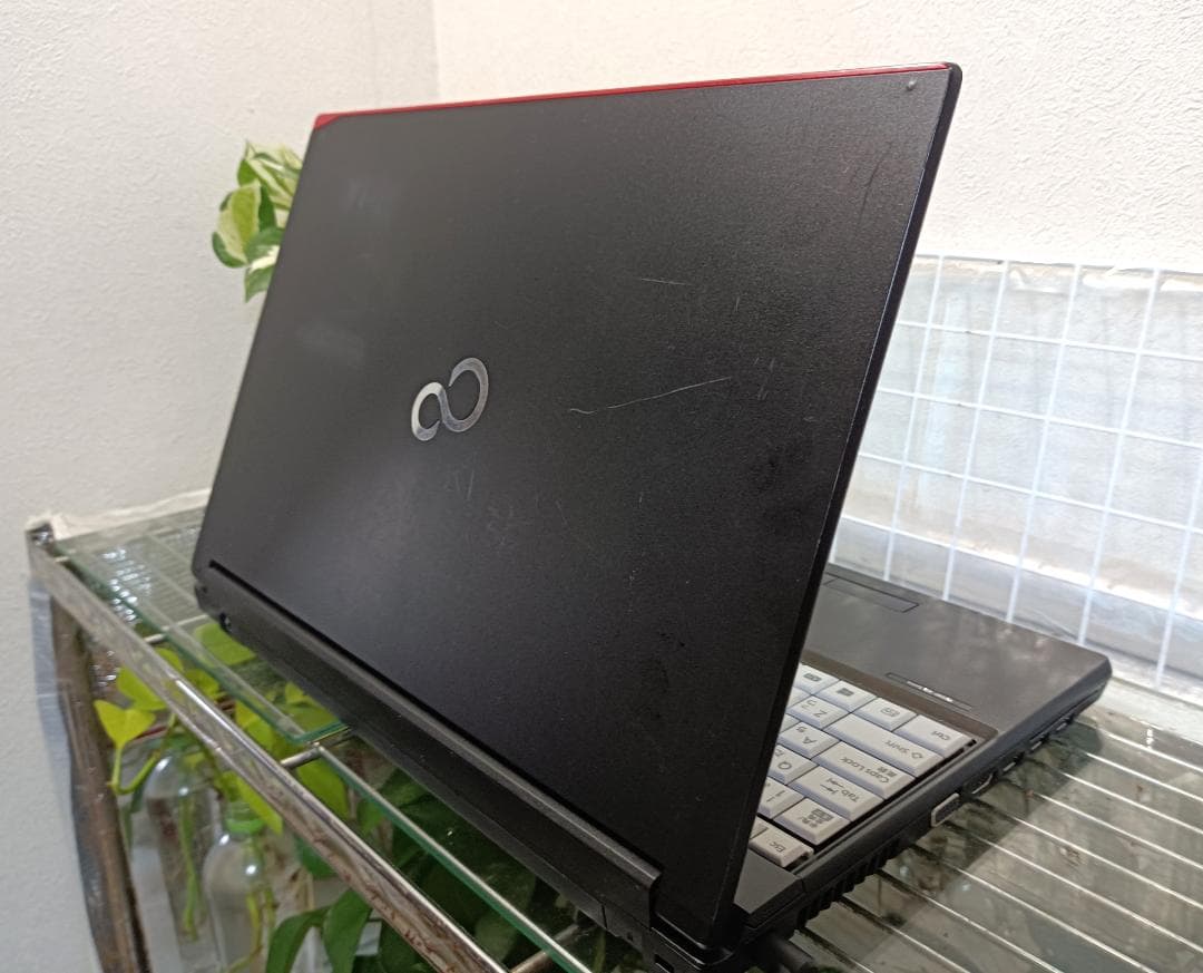 富士通 ノートパソコン Windows 11 Pro 64bit