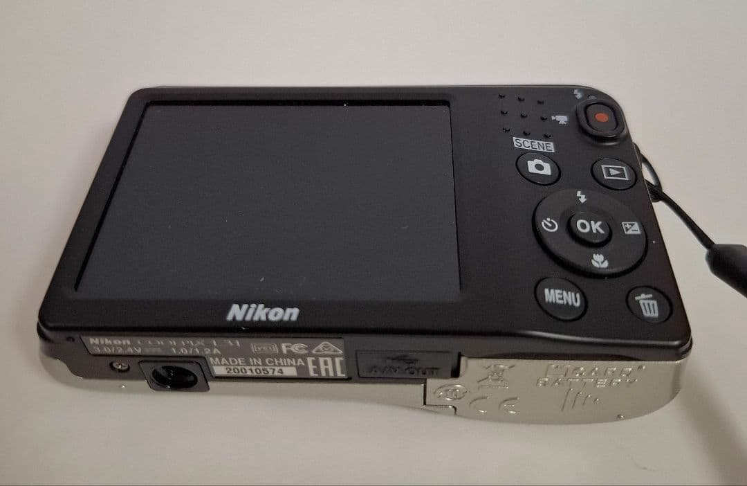 [美品] NIKON クールピックス COOLPIX L31 コンデジ